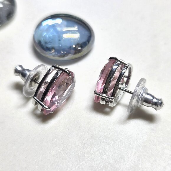 🌟Swarovski Gema Stud Pierced Earrings Pink Teardrop Cut Swarovski Crystal🌟 - Picture 7 of 8